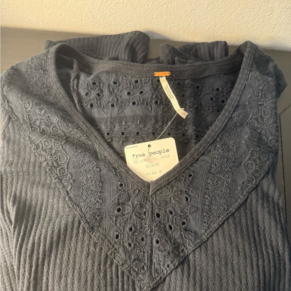 Free People Black Lace Detail Blouse Small - Picture 7 of 7